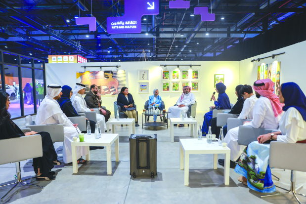 Bahrain News: Experiences of young people in the field of AI discussed